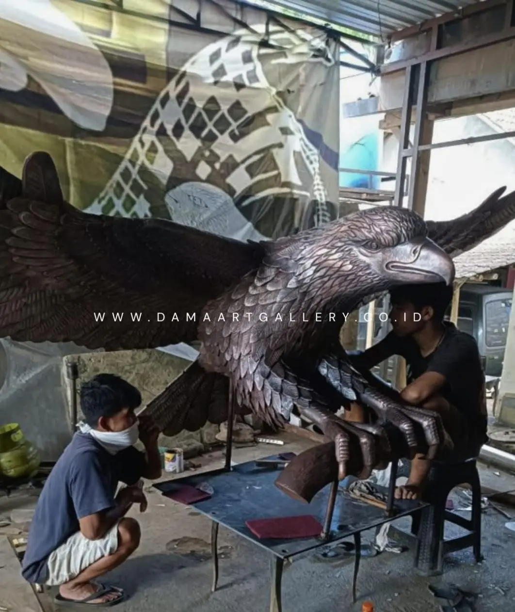 Pengrajin Patung Tembaga Terbaik
